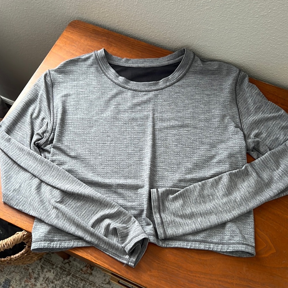 Lululemon open back crop top